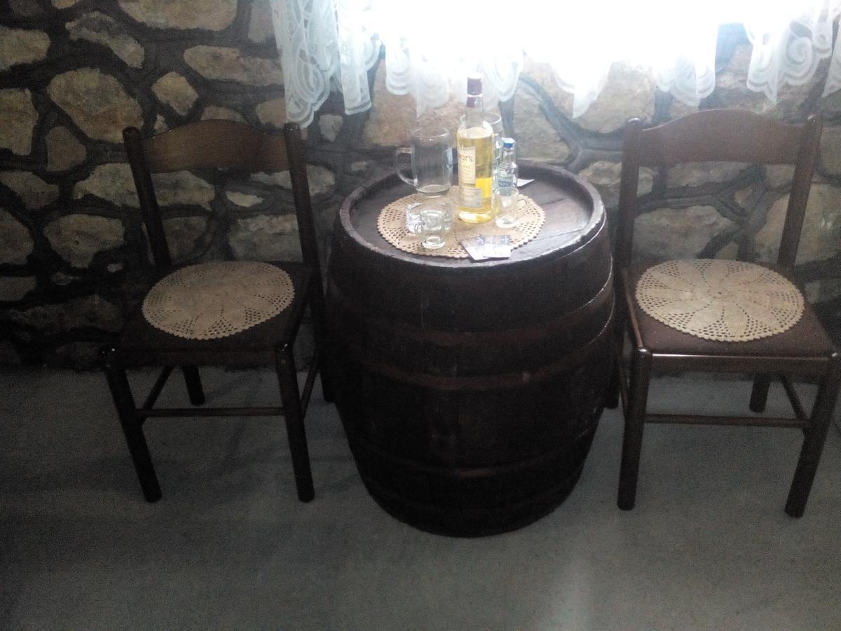 Guest House Vila Banjica Pirot Eksteriør billede