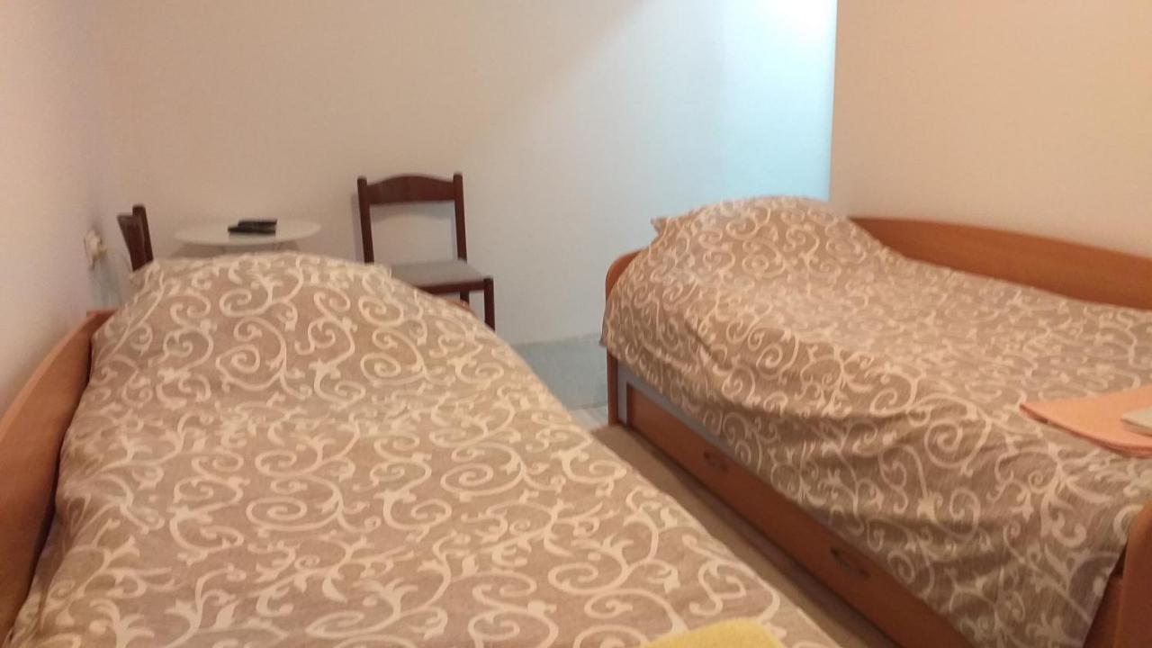 Guest House Vila Banjica Pirot Eksteriør billede